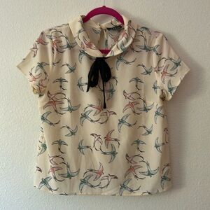 The Moon Women’s Short Sleeve Sparrow Bird Print Peter Pan Collar Blouse